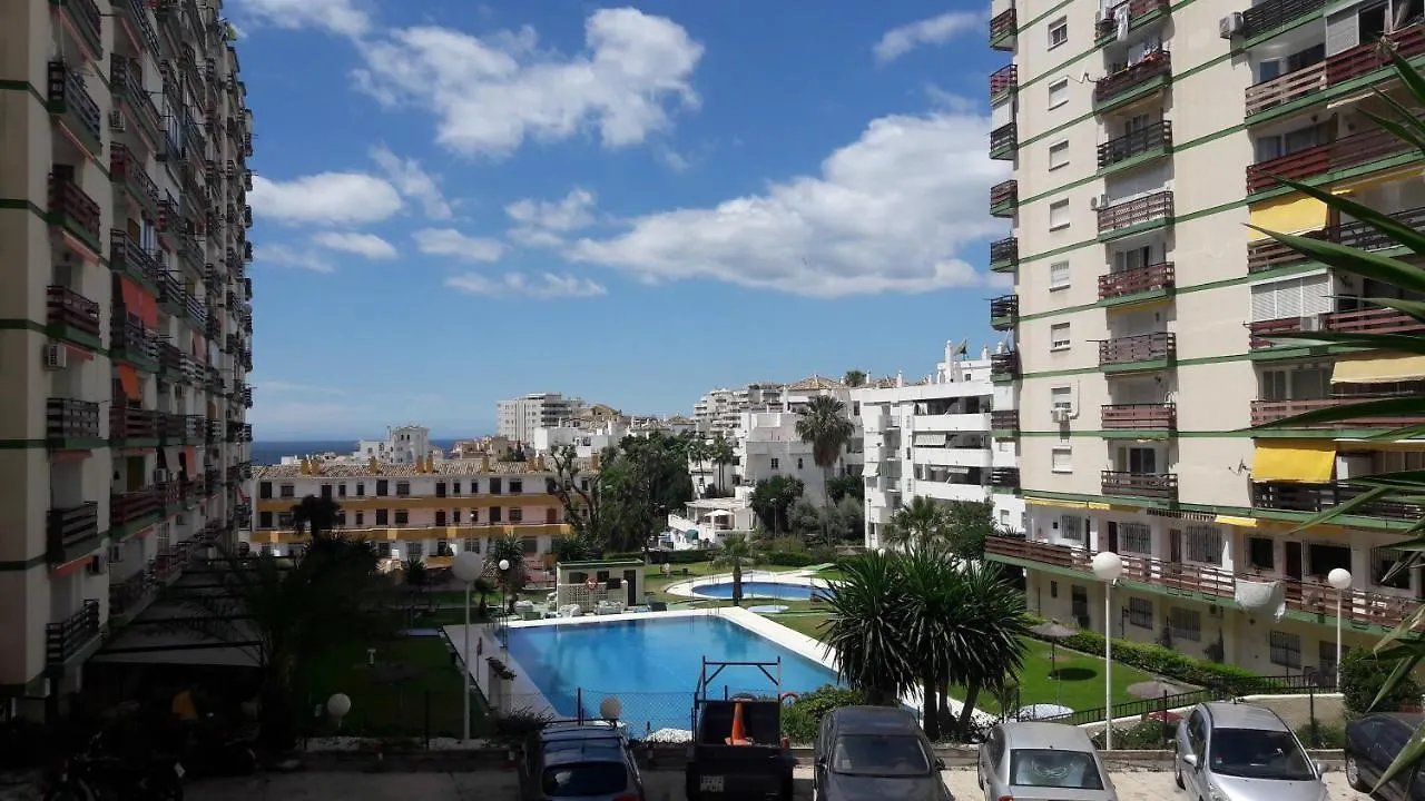 Apartamento Las Naciones 2 베날마데나코스타