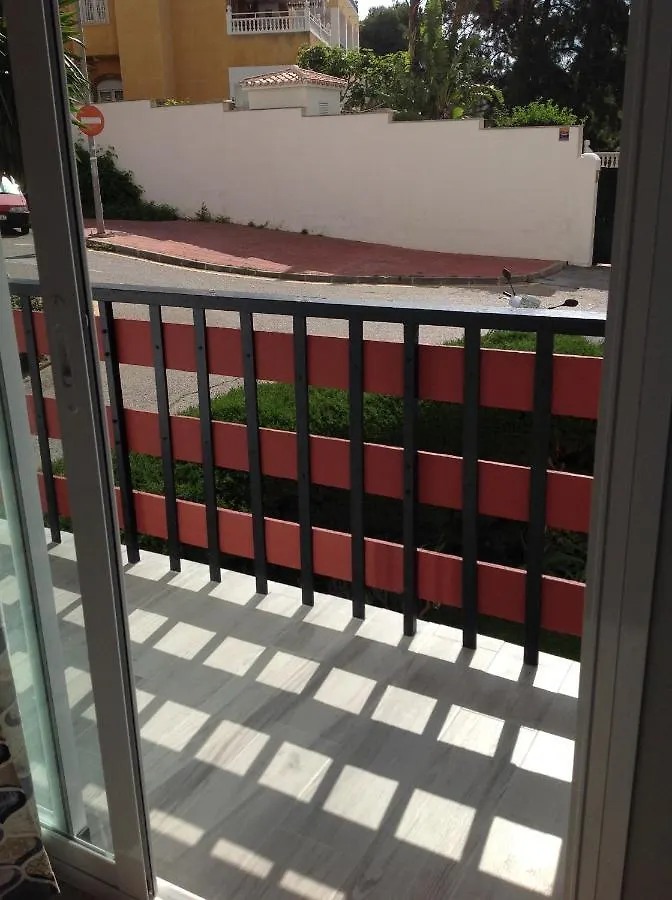 Apartamento Las Naciones 2 베날마데나코스타
