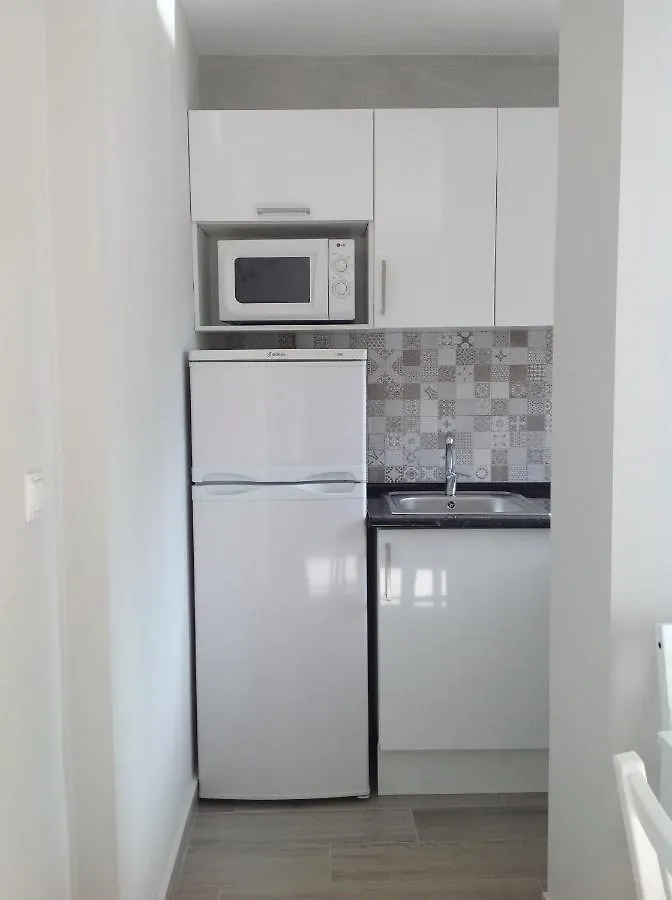 아파트 Apartamento Las Naciones 2 베날마데나코스타